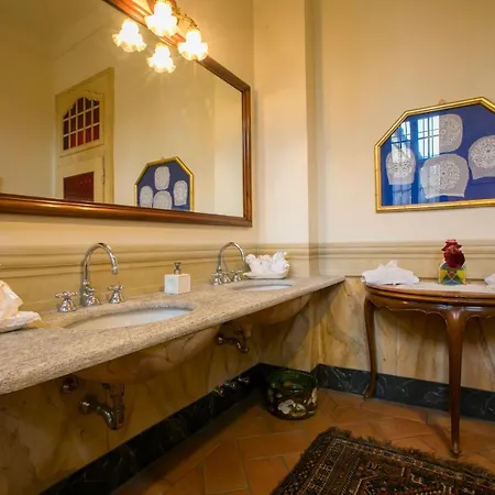 Villa Cascinetta Sleeps 10